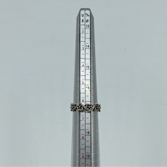Silver Bohemian Floral Wrap Around Ring - Picture 5 of 6